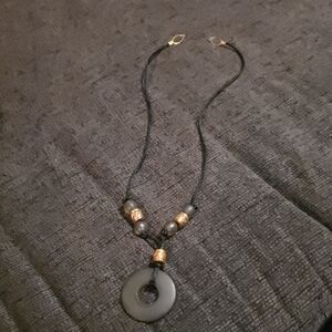 Chic Black and Gold Pendant Necklace